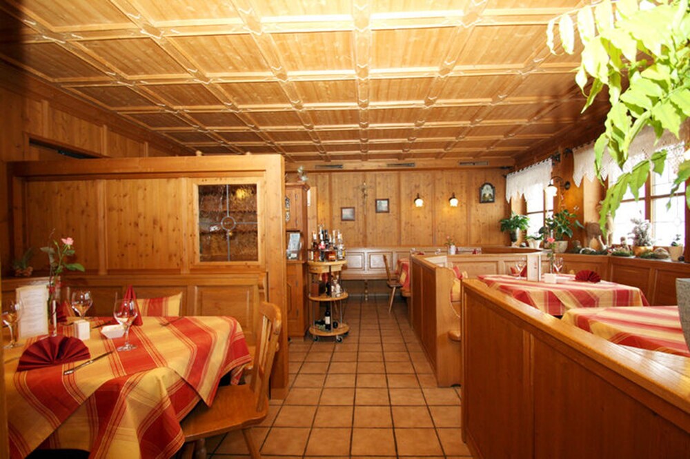 GASTHAUS BONIMEIER 52/60