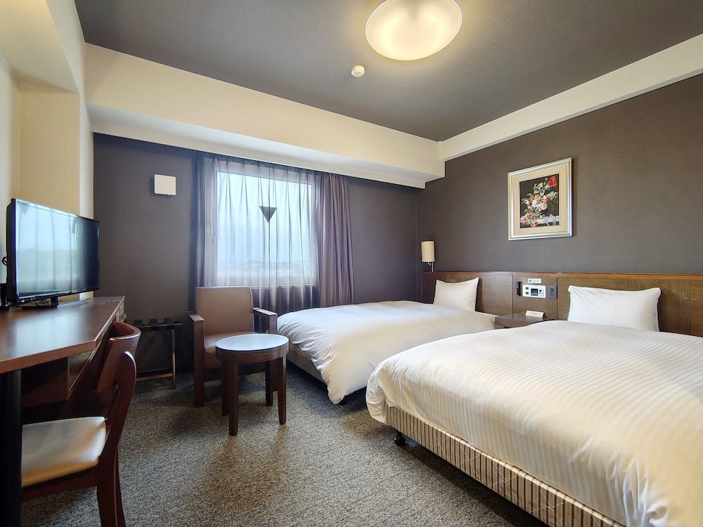 Hotel Route-Inn Iwakiizumi Ekimae 18/50