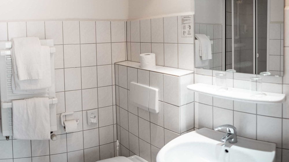 Hotel Elbroich Düsseldorf 30/33