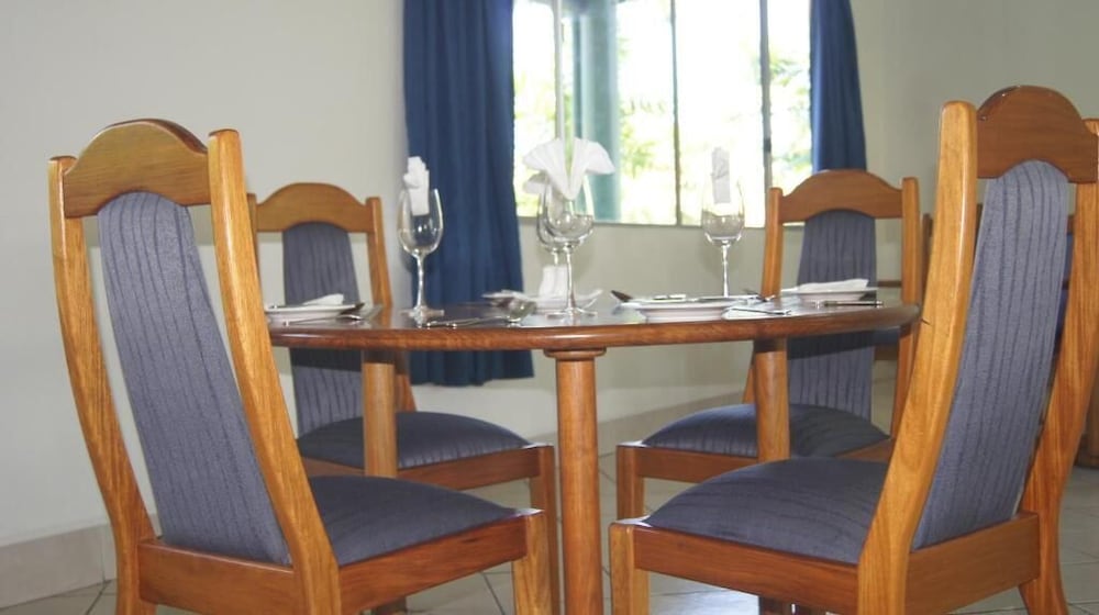 Madang Star International Hotel 49/60