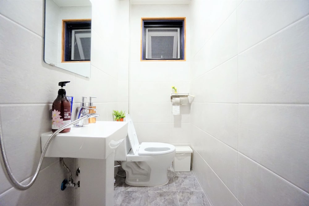 Seoul Cube Ewha - Hostel 65/66
