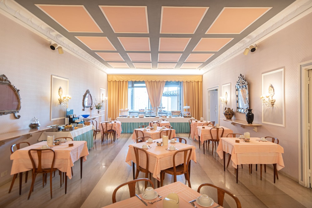 Hotel Umbra 30/50