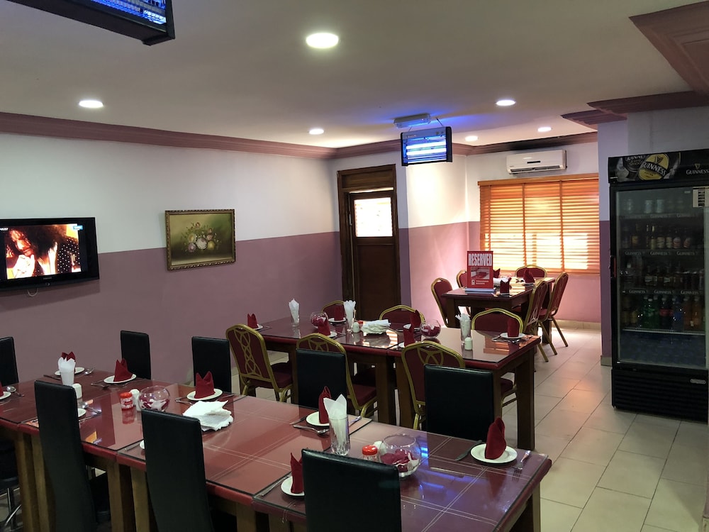 Virginrose Resorts 27/37