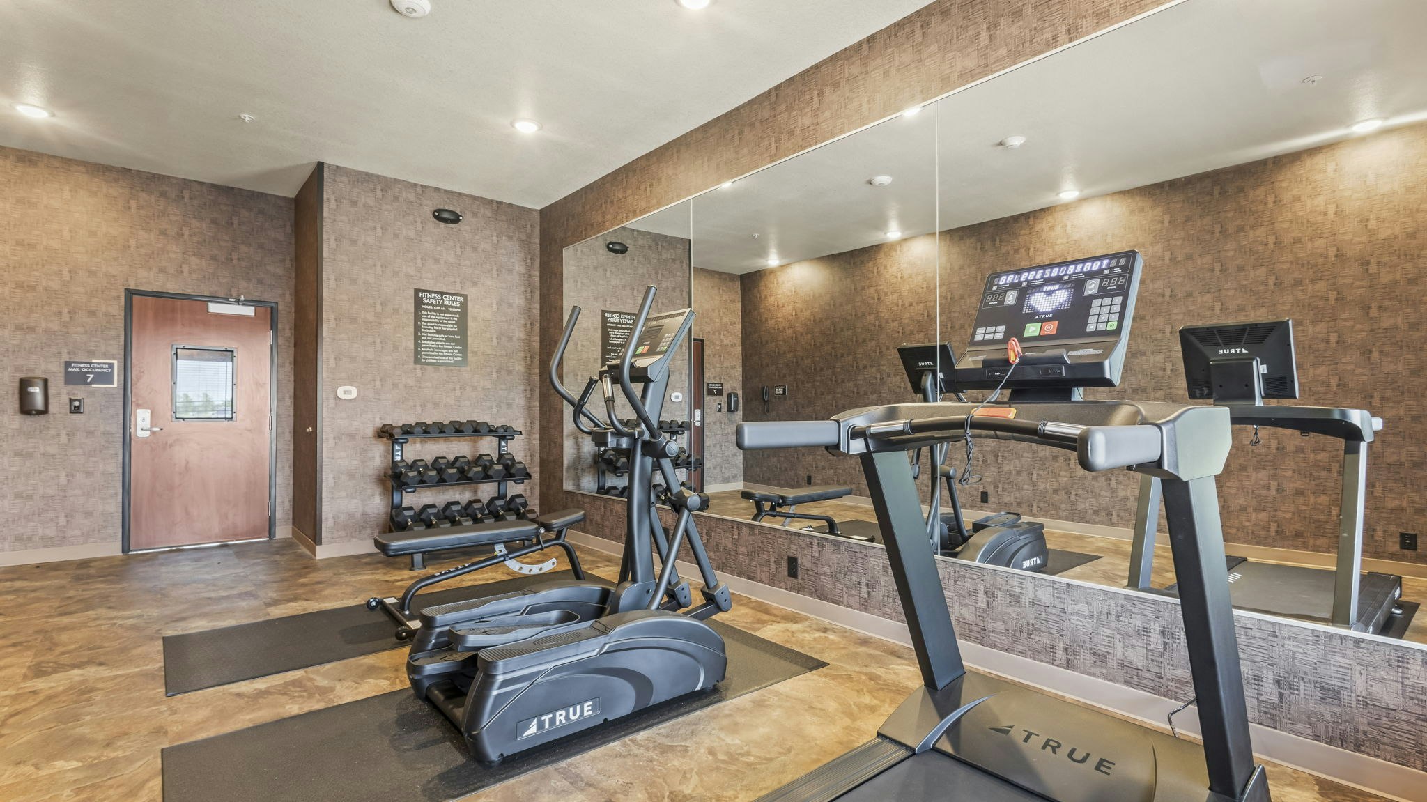 Cobblestone Hotel & Suites - Foley 23/50