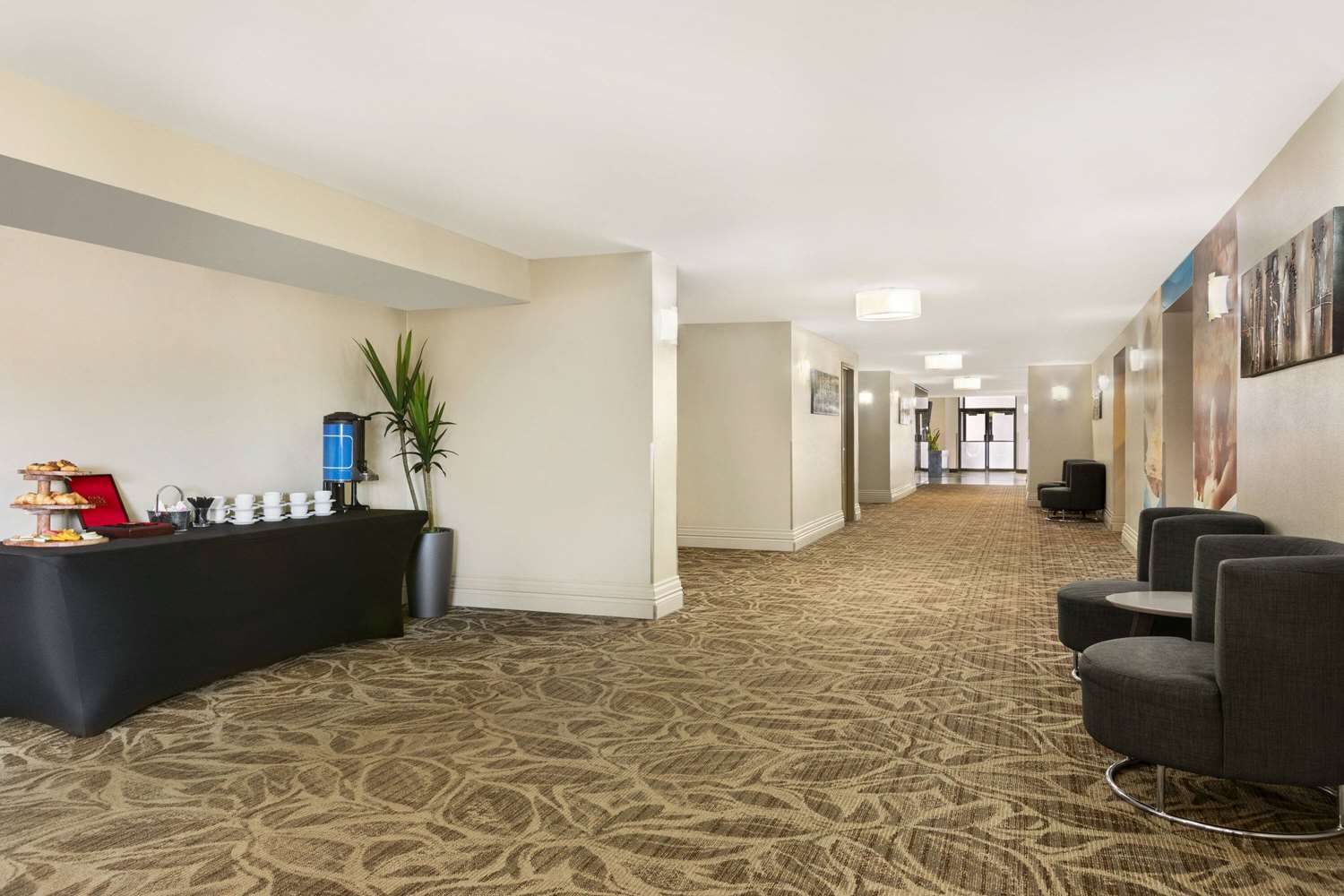 Travelodge by Wyndham Hotel & Convention Centre Quebec City 3/41