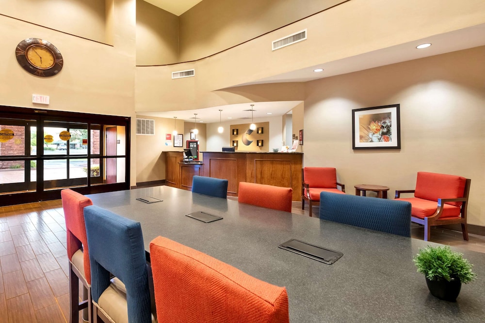 Comfort Suites Goodyear West Phoenix 29/33