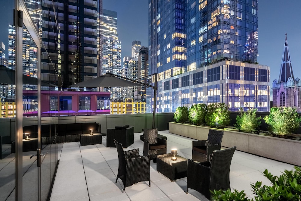 YOTEL New York Times Square, Select by Hilton in NEW YORK - NY