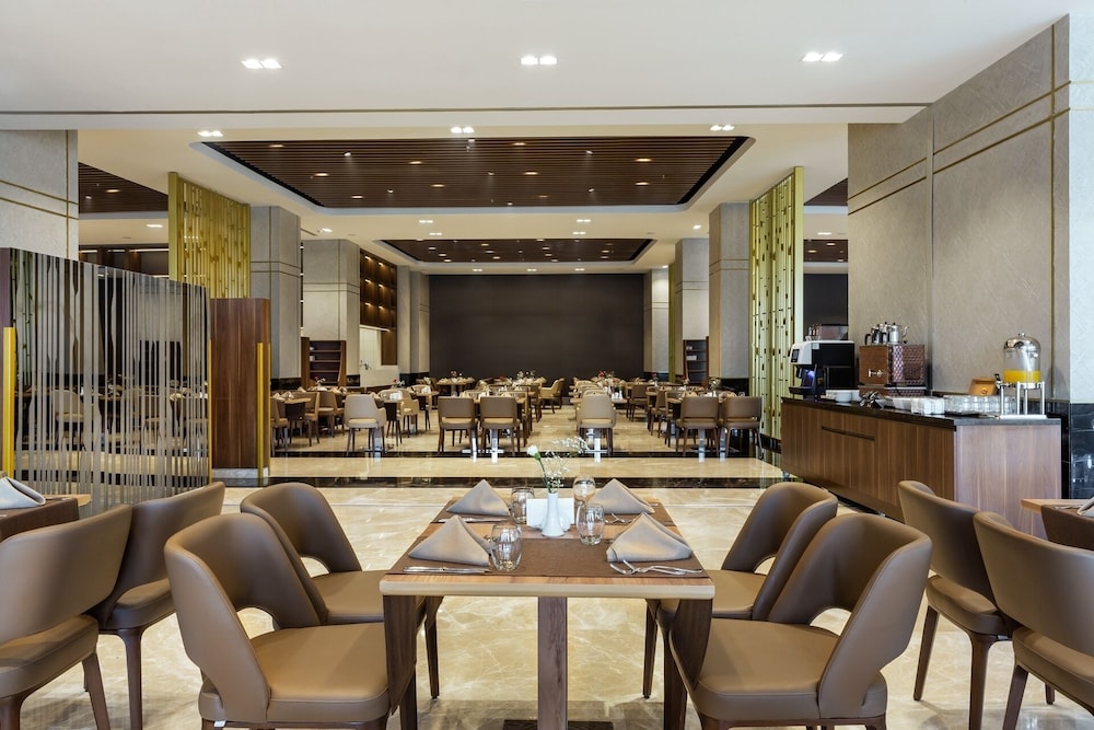 Miracle Resort Hotel 58/72