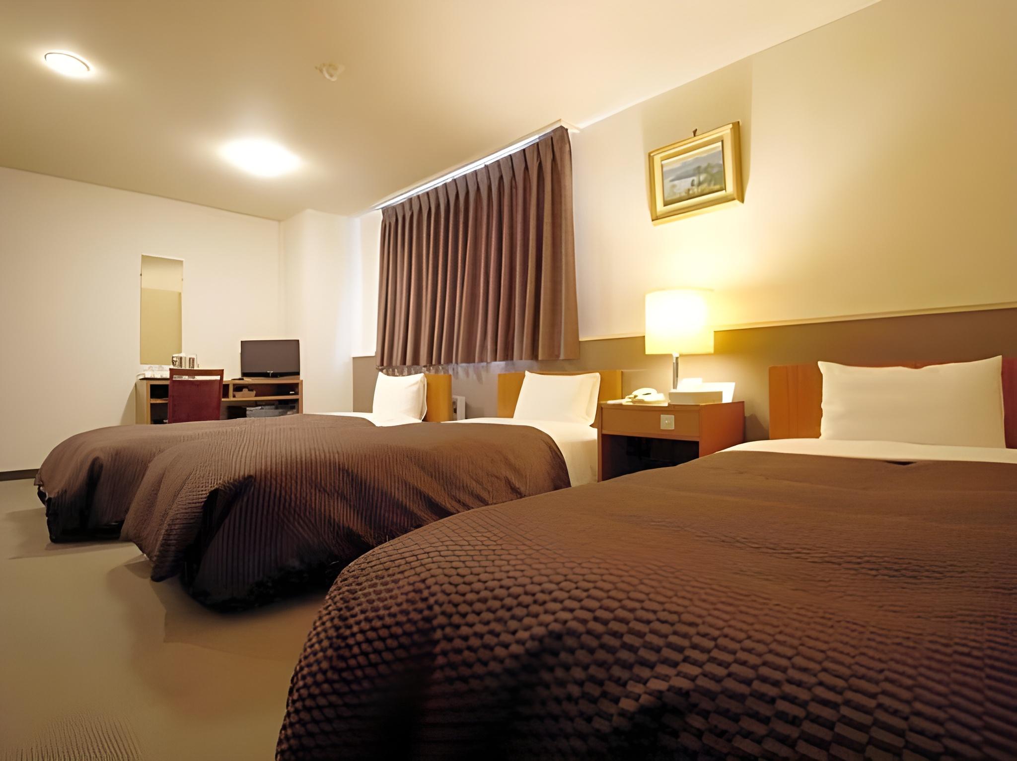 Hokkai Hotel 9/37