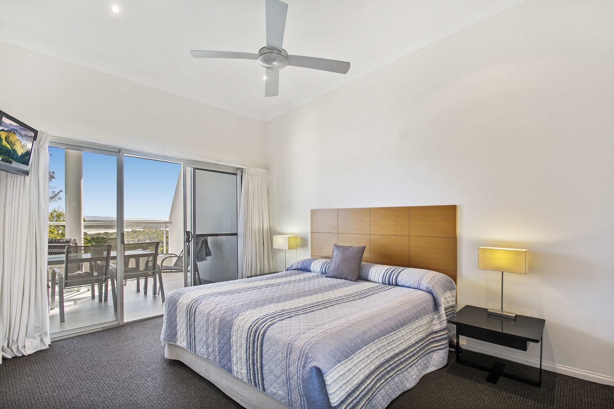 3 BEDROOMS, PREMIER, APARTMENT, OCEAN VIEW