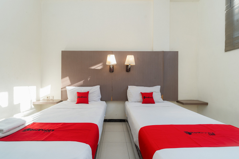 Reddoorz, Twin Beds