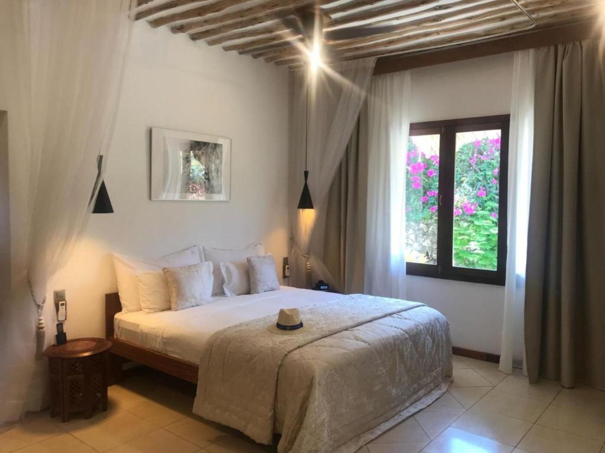 غرفة بسرير مزدوج بإطلالة على الحديقة بشرفة بغرفة نوم واحدة، Zanzibar White Sand Luxury Villas Spa 6/10