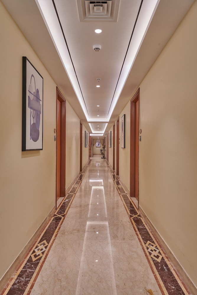 Hotel Residency Andheri 4/55