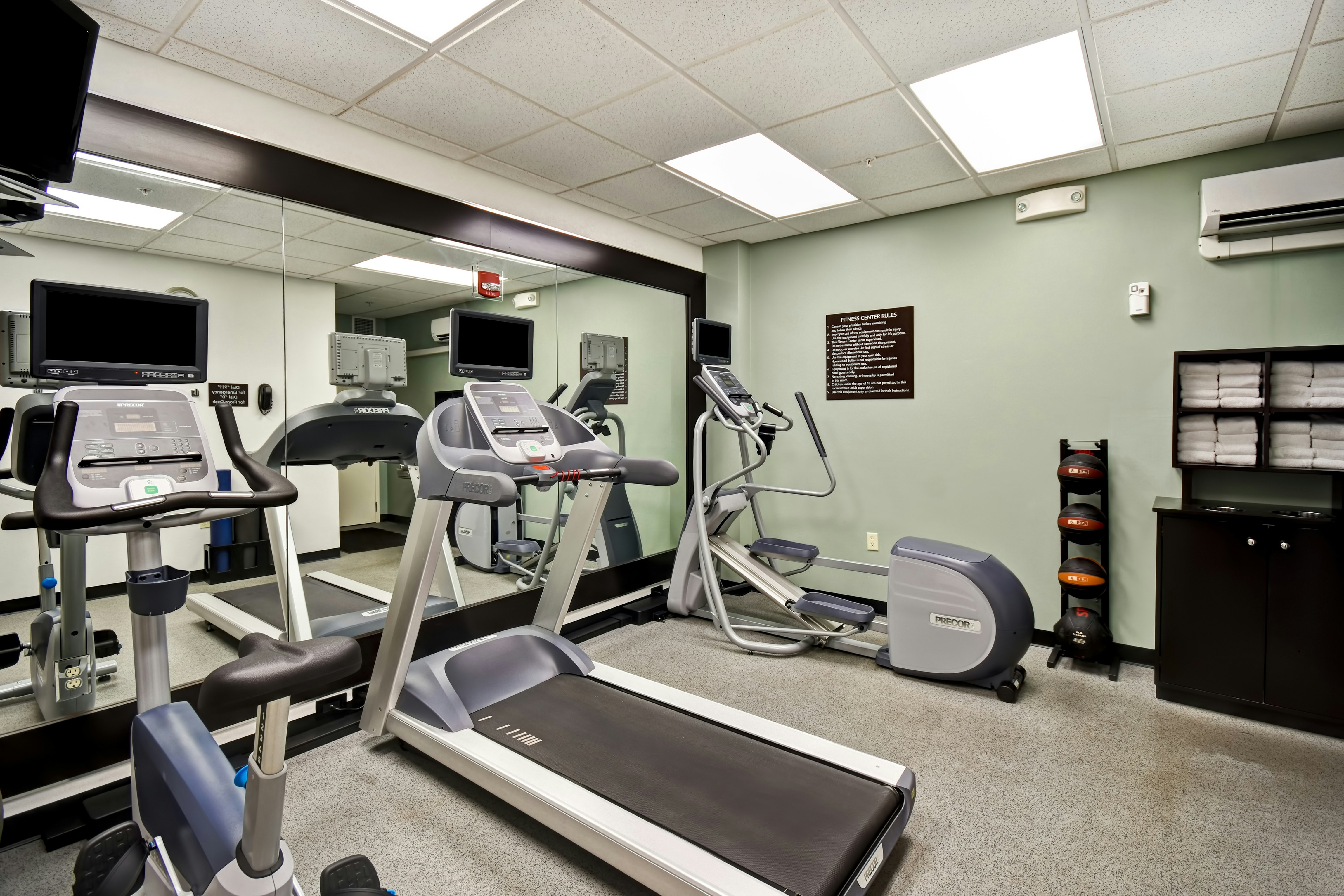 Homewood Suites By Hilton Cincinnati Milford 8/25