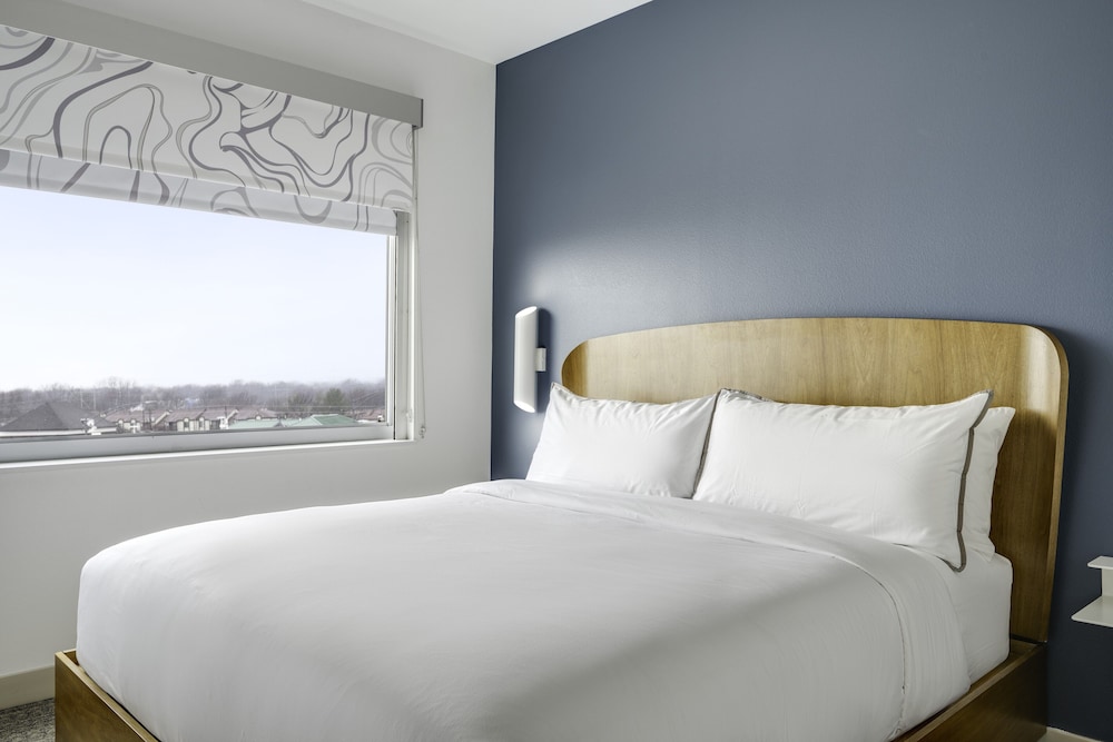 Element by Marriott Branson 15/50