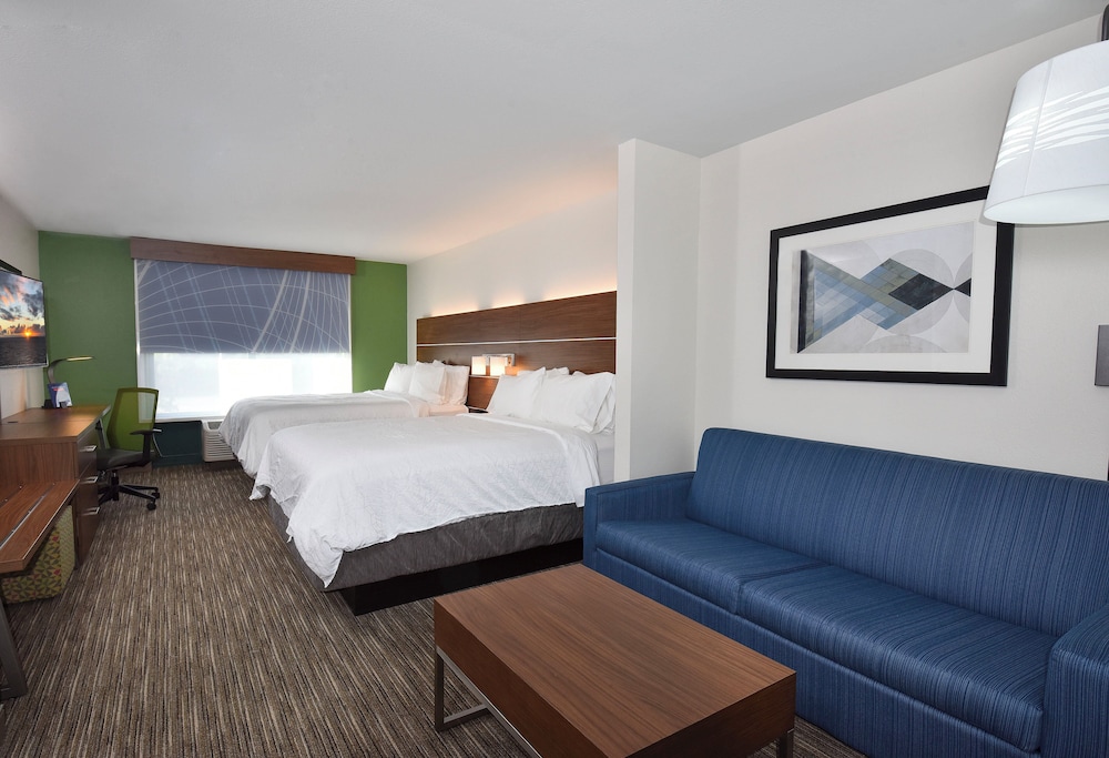 Holiday Inn Express Hotel & Suites Selma 30/65