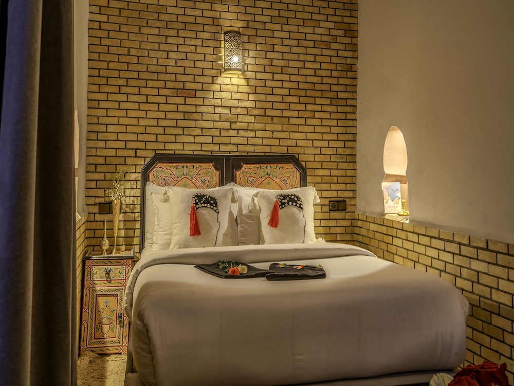 1 Bedroom, Senior, Queen Bed, Patio or Terrace