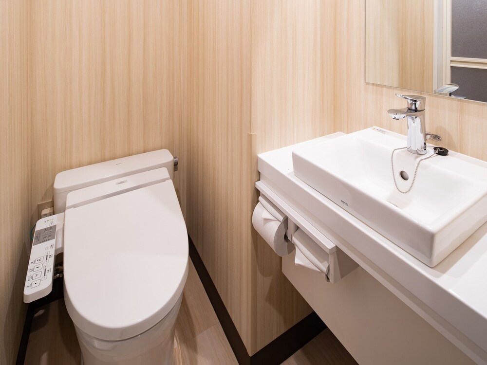 Ai Hotel Keikyu Kamata 45/48
