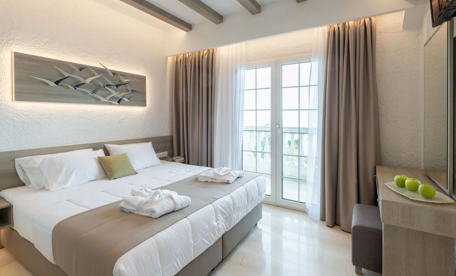 2 Bedrooms, Deluxe, Family, 2 Bathrooms