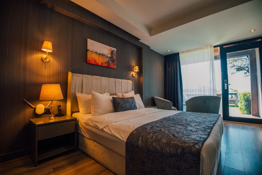 Del Lago Luxury Hotel By Saracoglu 6/49