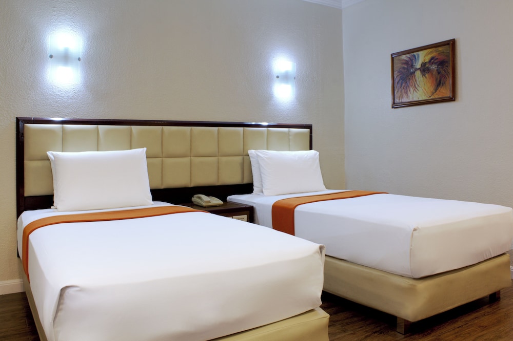Rothman Hotel 26/62