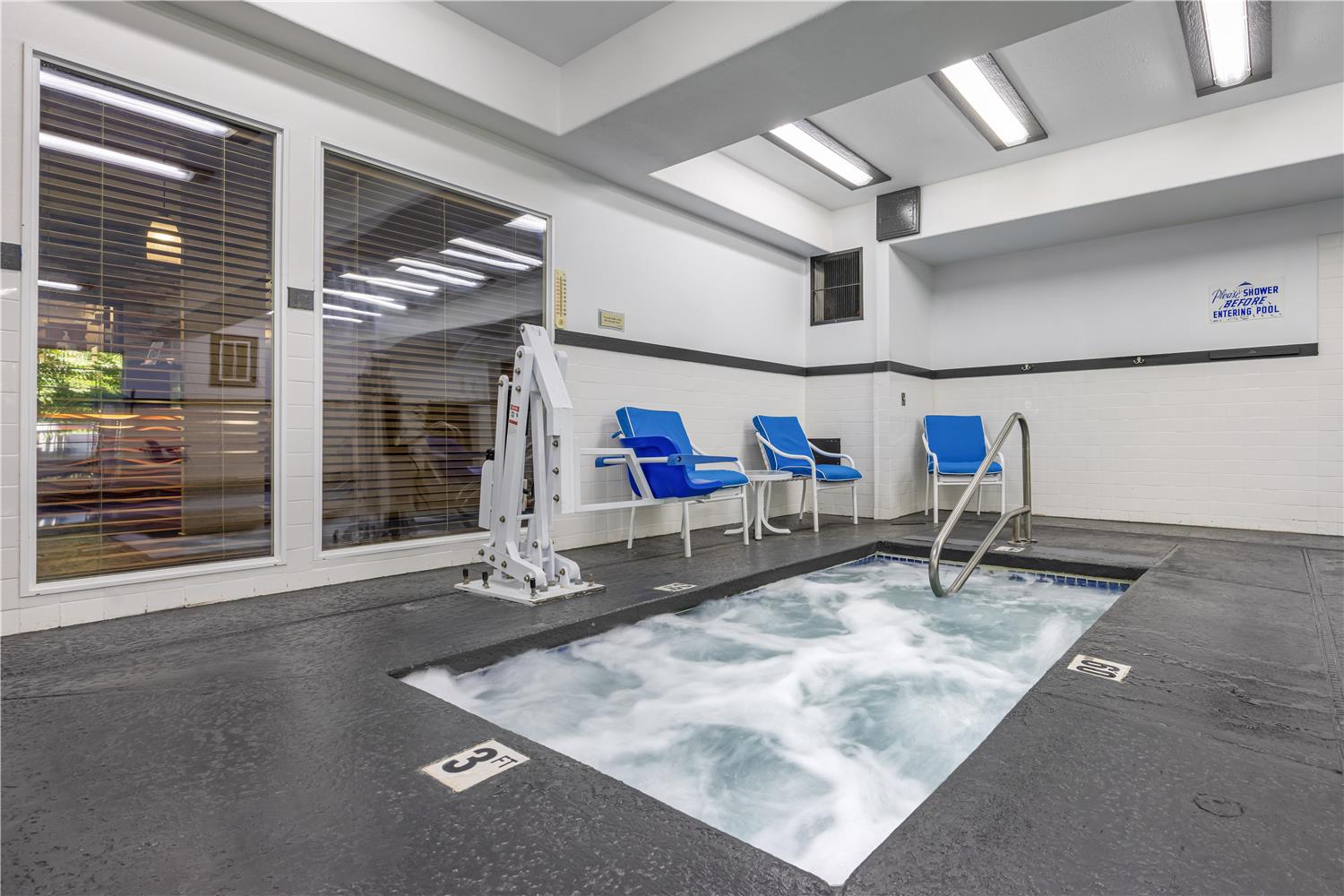 Best Western Plus Prairie Inn 5/19