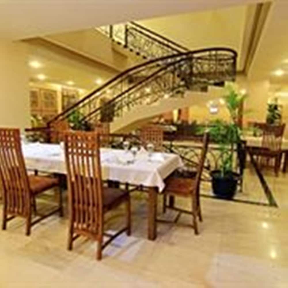 Rocky Plaza Hotel Padang 39/50