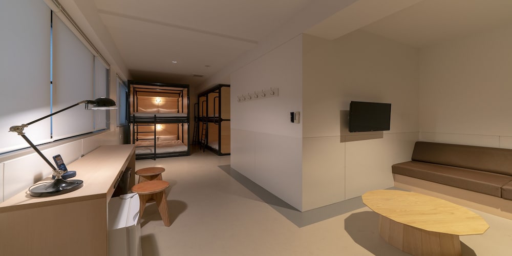 Kamon Hotel Namba 50/65