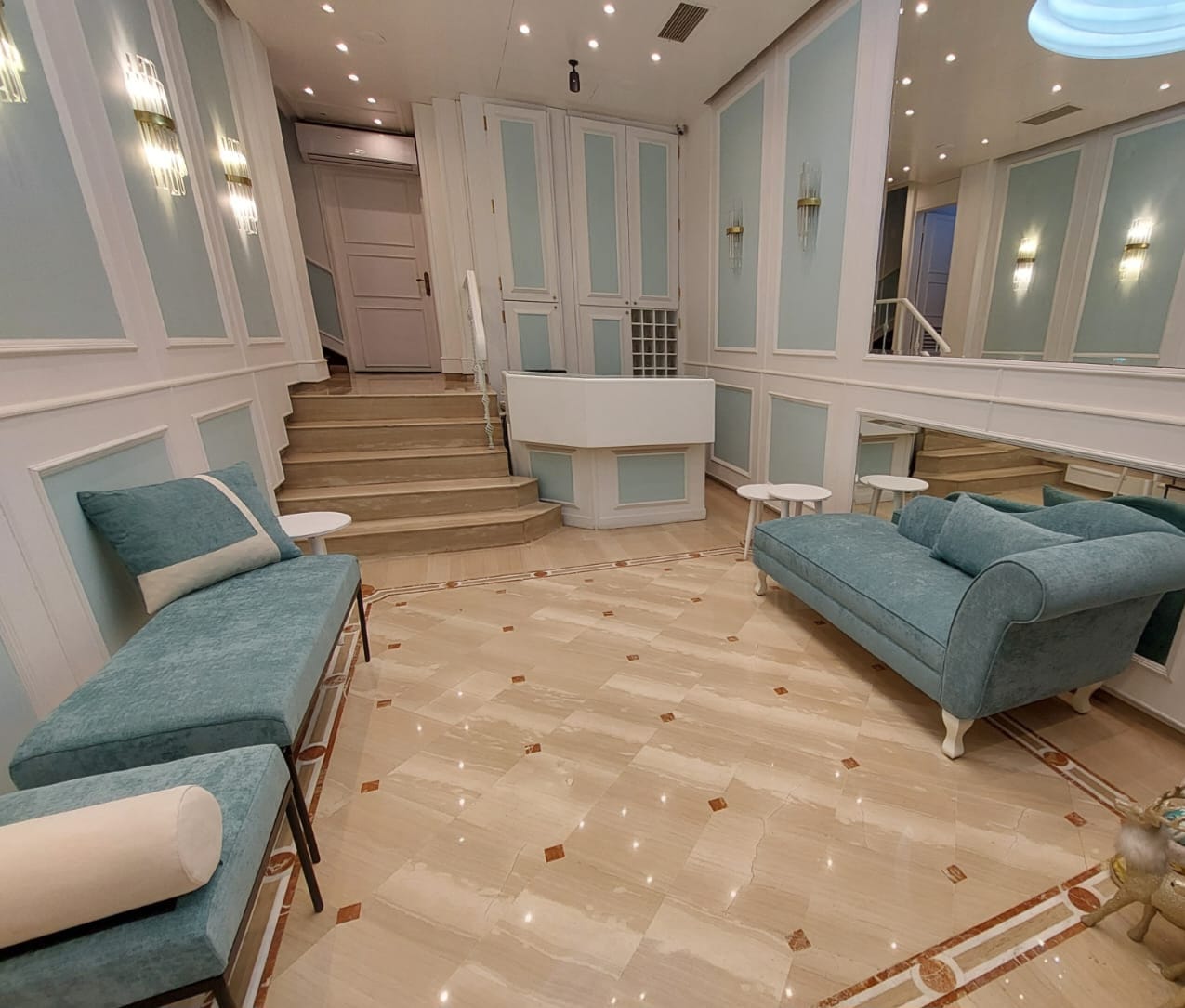 Elegant Suites, Beirut 13/16