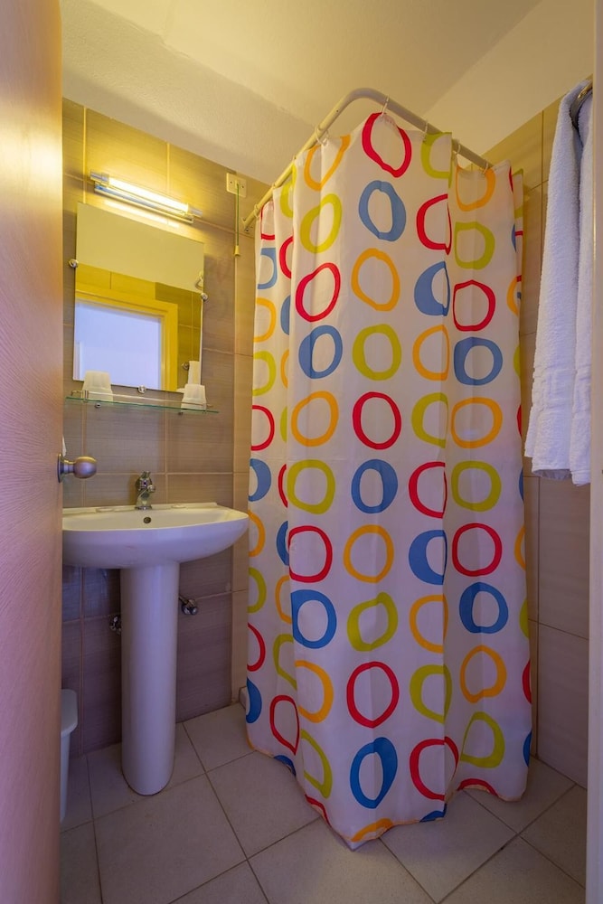 Dimitris Paritsa Hotel 44/44