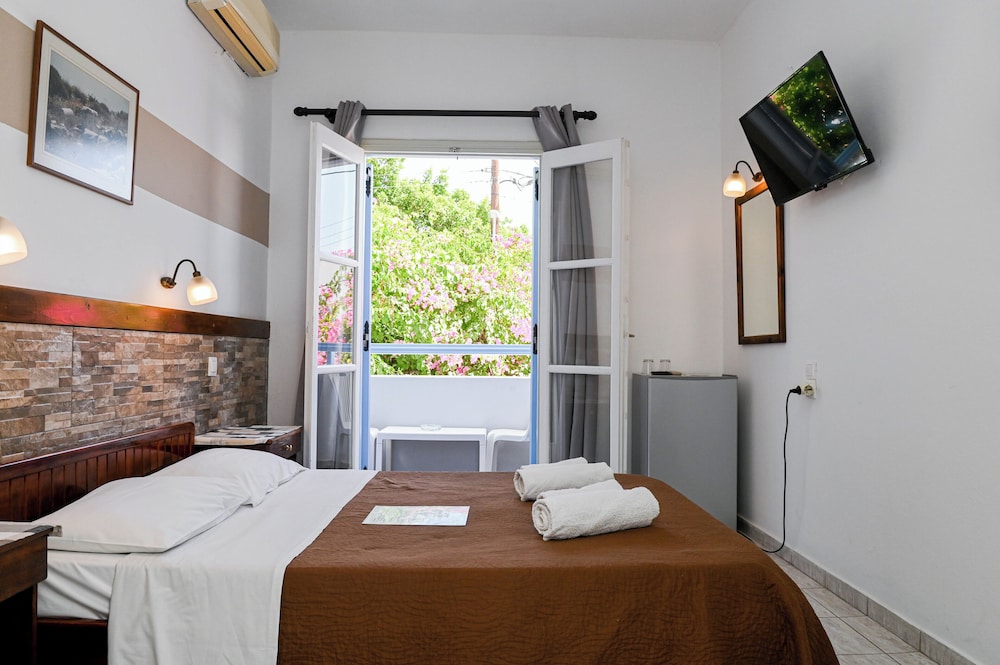 NARKISSOS HOTEL 13/50