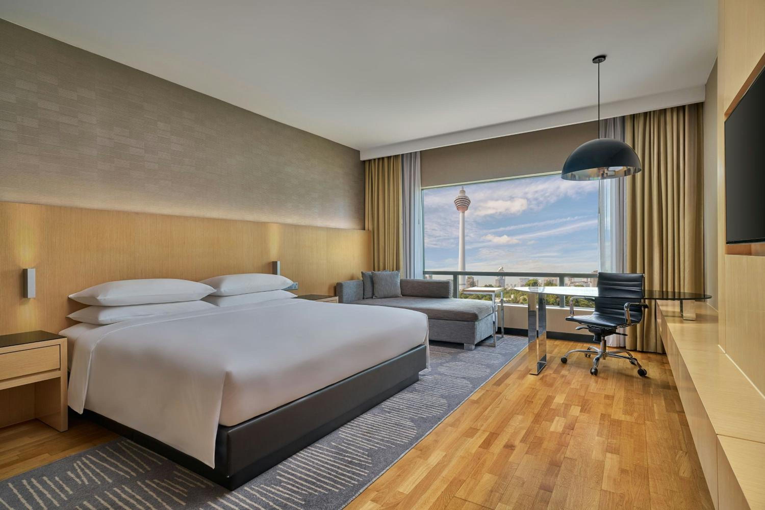 Menara, Deluxe, King Bed, Sofa