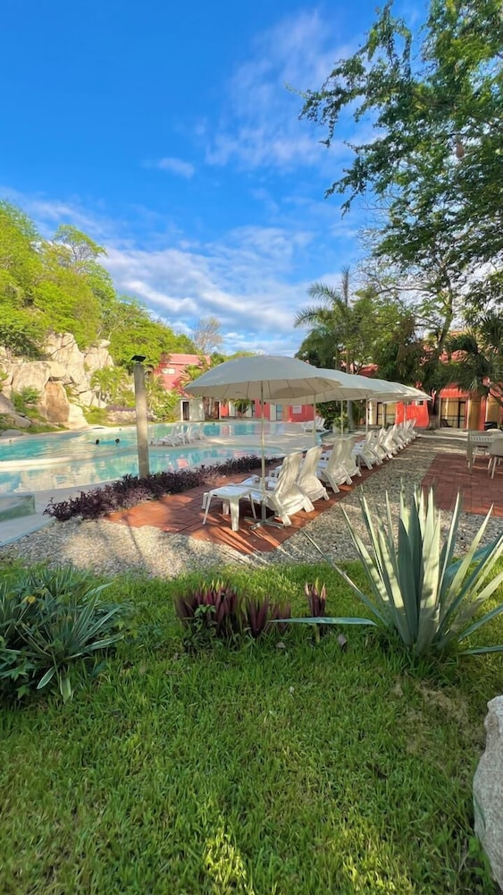 Hotel Biulu 43/49
