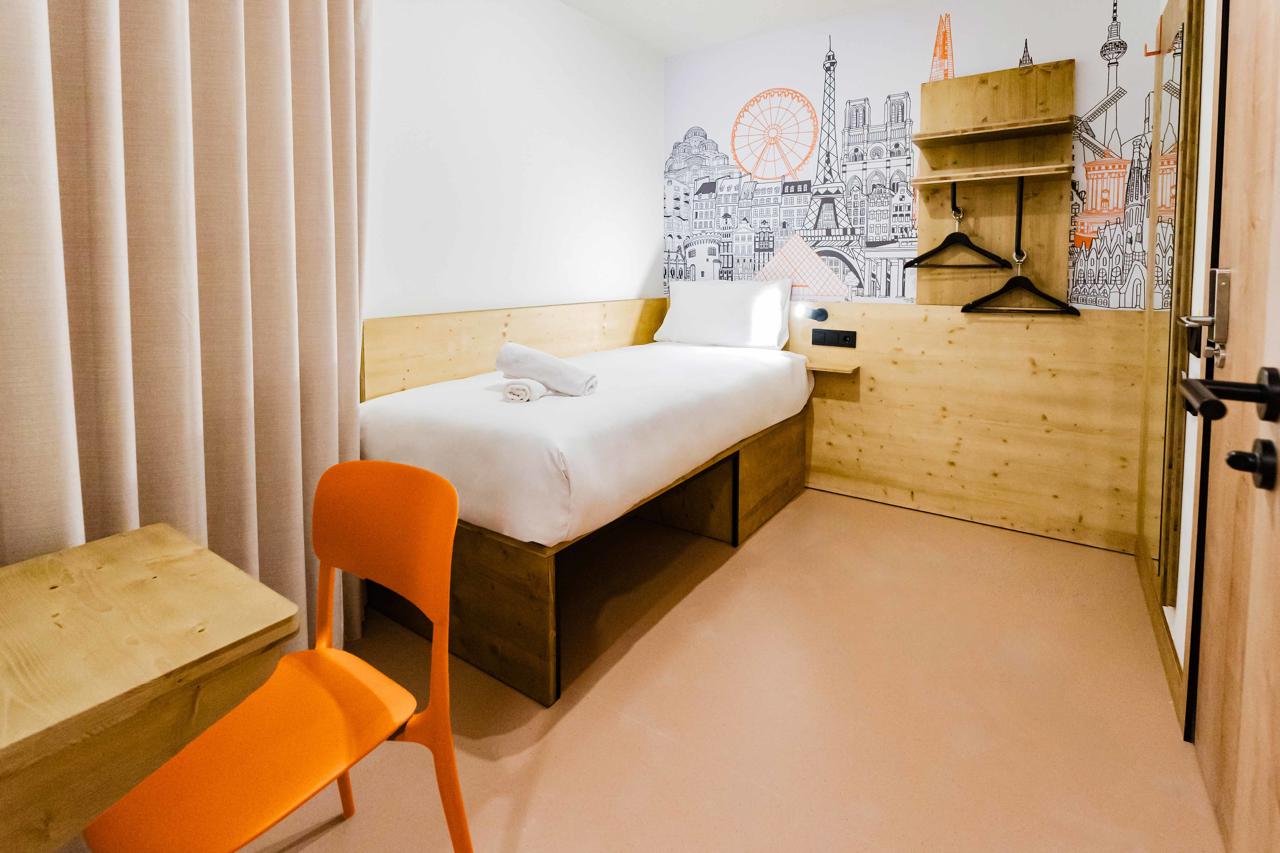 easyHotel Alicante Centro 21/58