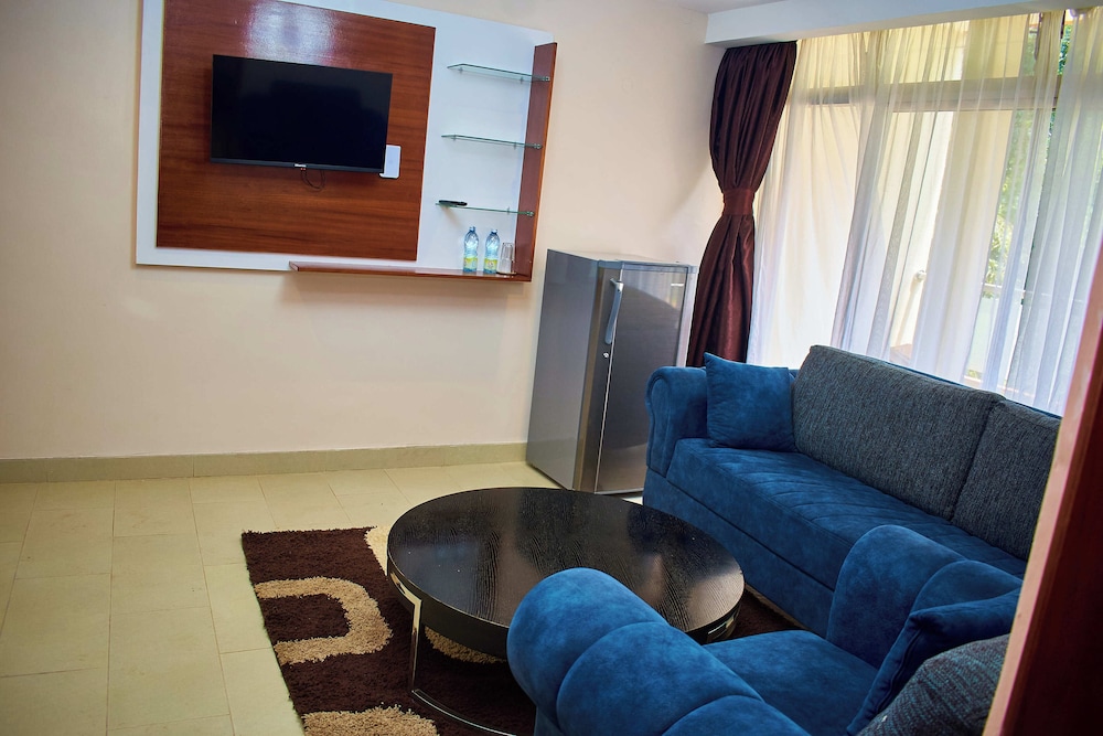Golf Hotel Kakamega 42/50