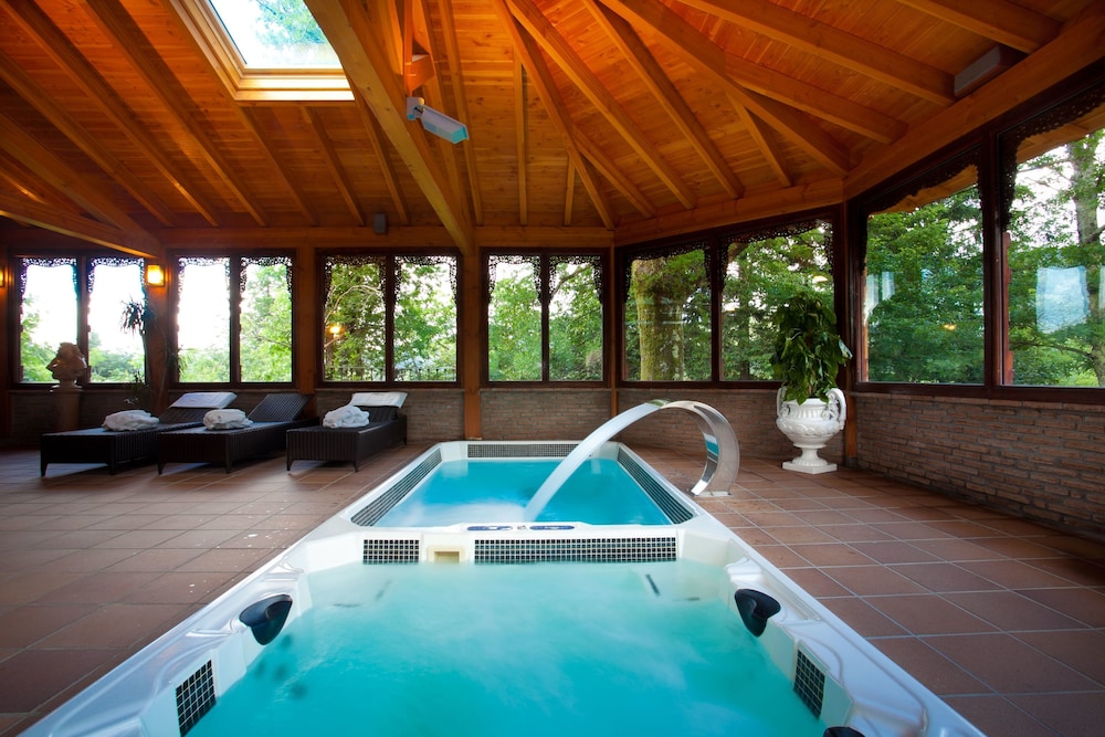 Hotel The Originals and Spa Etxegana 45/70
