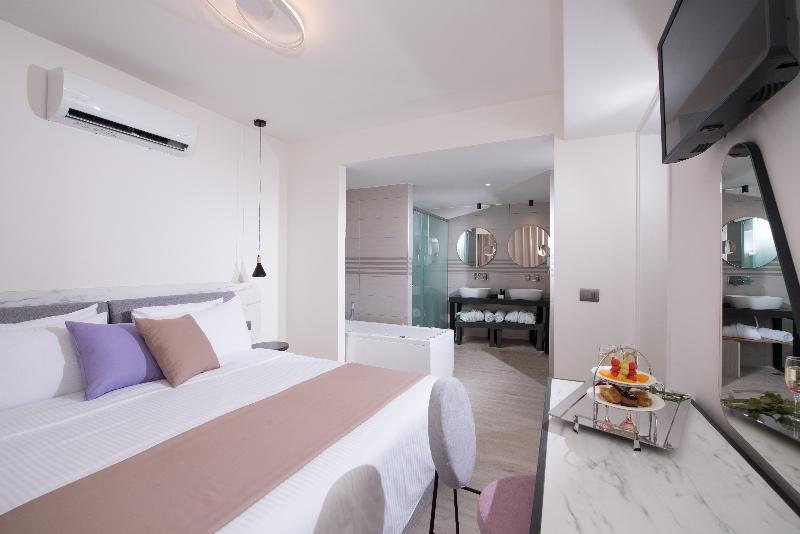 SUITE LAND VIEW