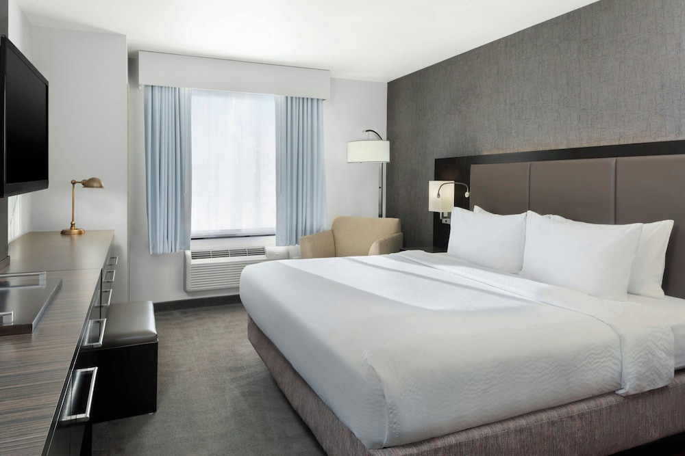 Hotel Fairfield Inn And Suites By Marriott New York Staten Island 17/59