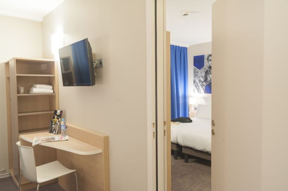 Brit Hotel Macon Centre Gare 49/50