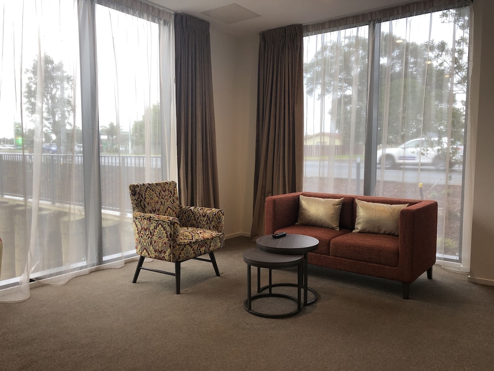 Ramada Suites by Wyndham Auckland Manukau Pacfic Centre 43/64