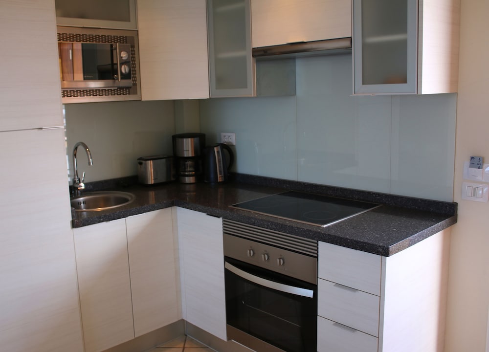 Perla Gris Aparthotel 55/68
