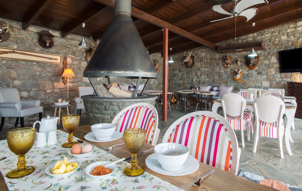 LOTOS MOUNTAIN RESORT KONITSA 54/69