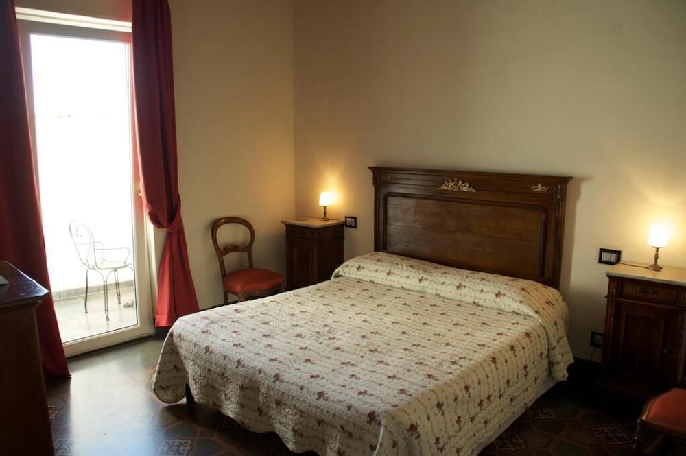 La Peonia Boutique B And B 6/43