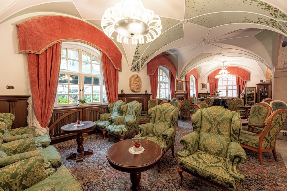 Schloss Hotel & Club Dolomiti 30/50