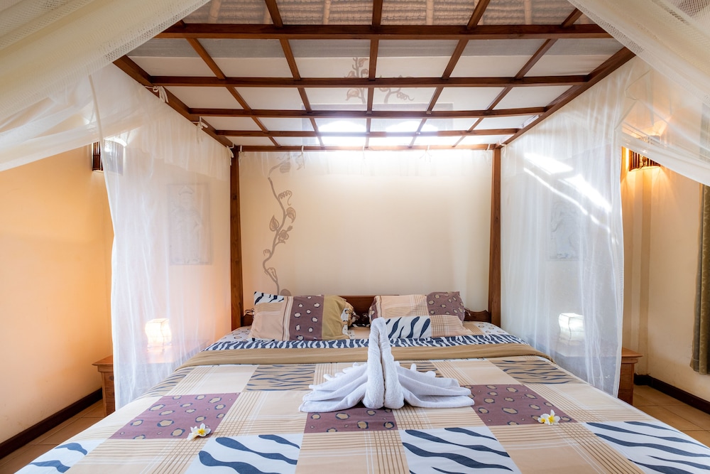 Villa Manuk 17/50