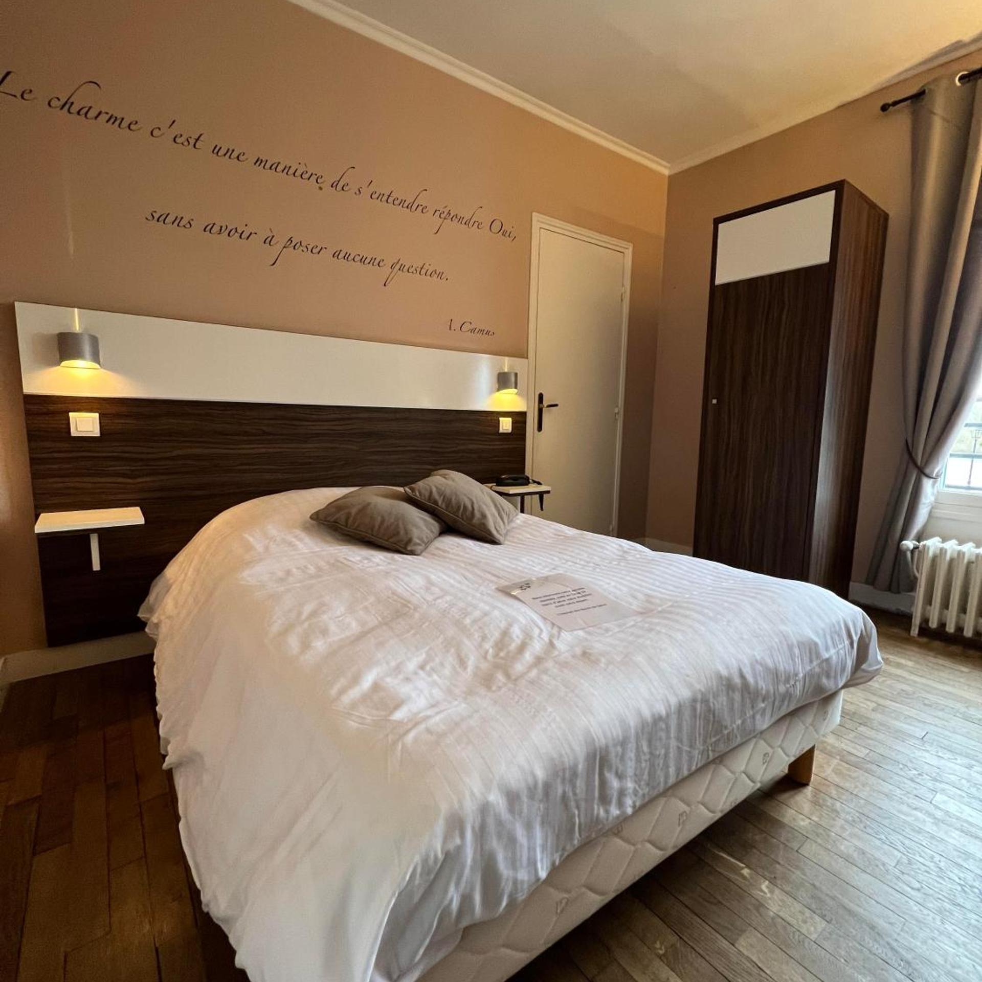 Hotel Les Bords de Seine 7/29