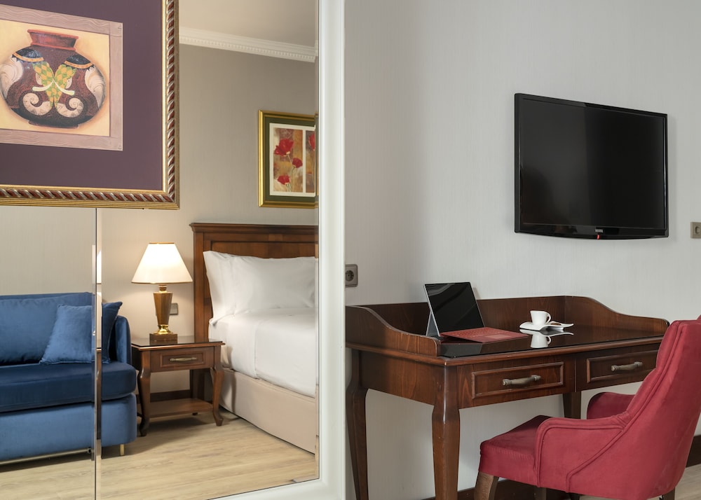 Occidental Taksim Hotel 55/72