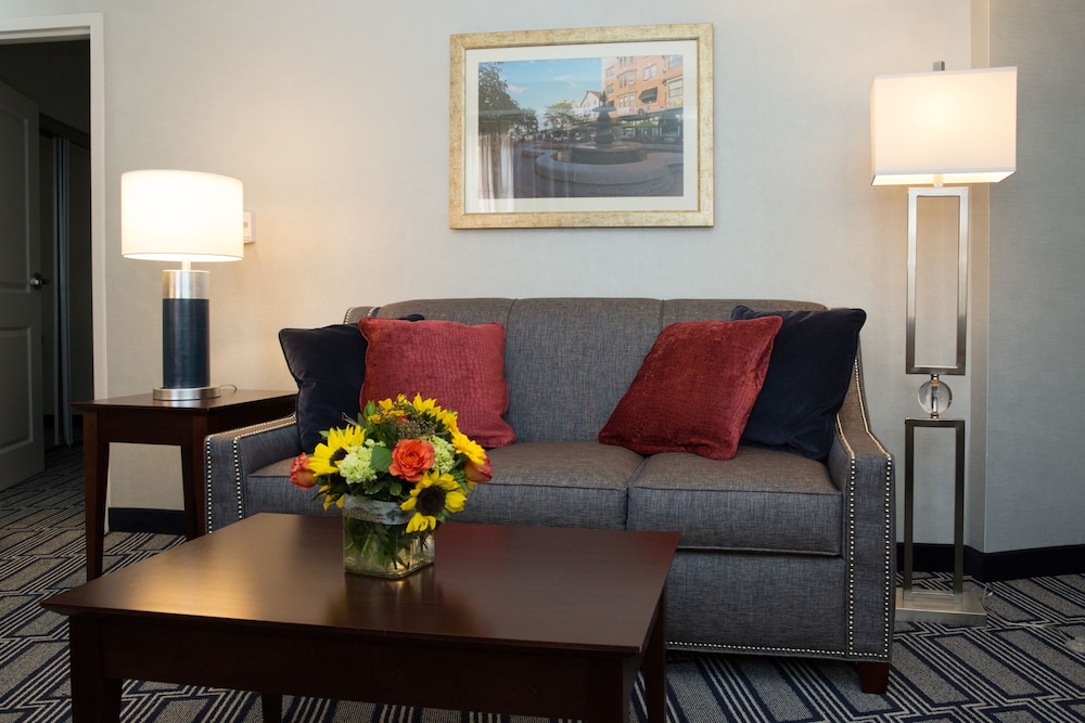 Hampton Inn & Suites Providence Downtown 34/50