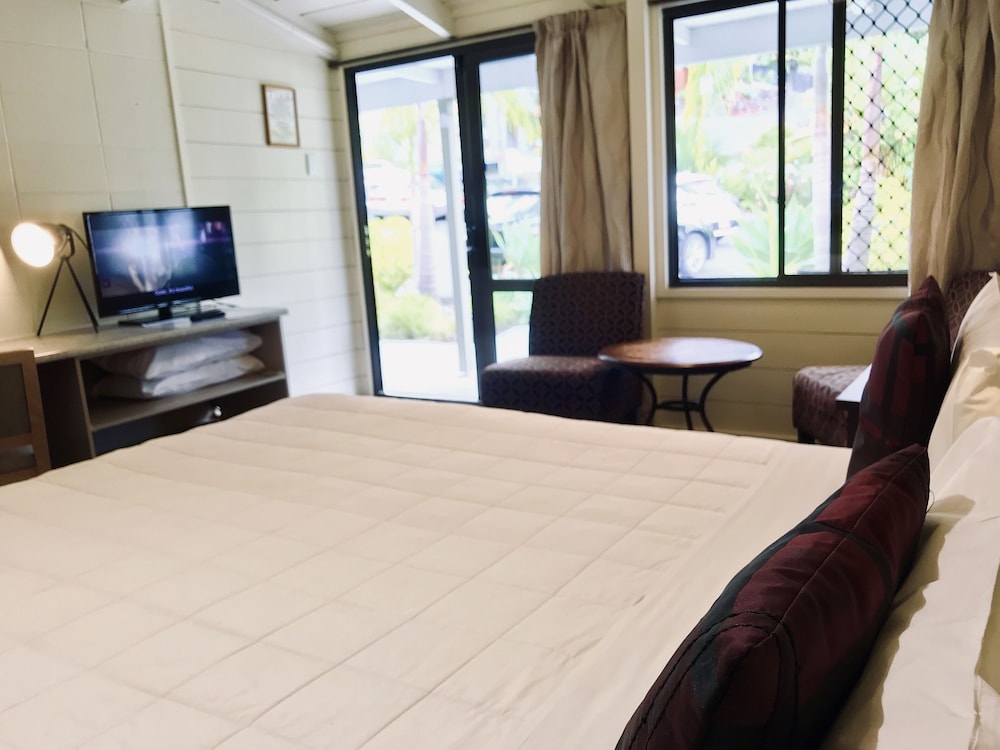 Bounty Motel 25/79