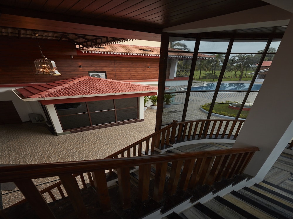 Sea Queen Beach Resort and Spa 43/69